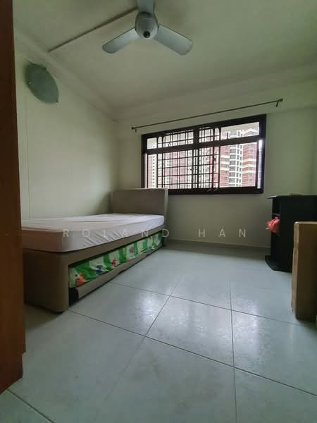 69 Redhill Close, , Room Rental, 110 sqft, HDB Flat For Rent, by Roland Han, 60132315 - Bedroom - PropertyGuru.com.sg