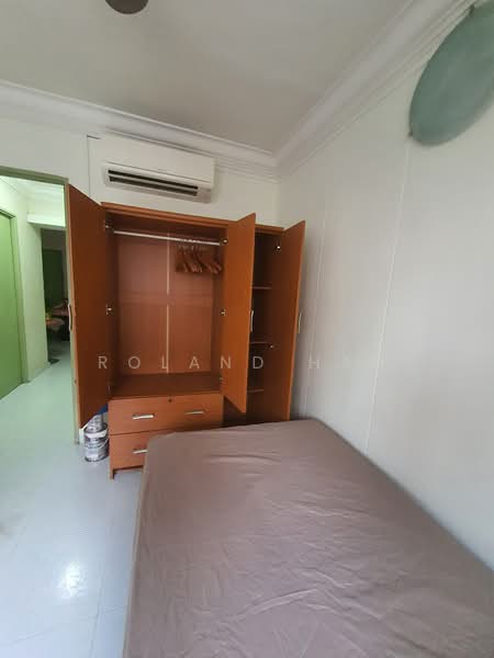69 Redhill Close, , Room Rental, 110 sqft, HDB Flat For Rent, by Roland Han, 60132315 - Bedroom - PropertyGuru.com.sg