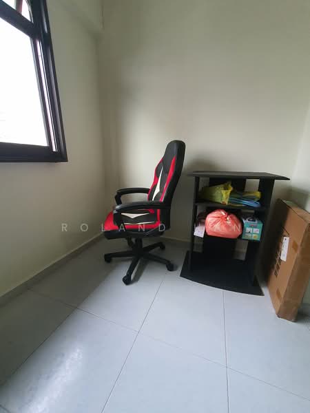 69 Redhill Close, , Room Rental, 110 sqft, HDB Flat For Rent, by Roland Han, 60132315 - Interior - PropertyGuru.com.sg