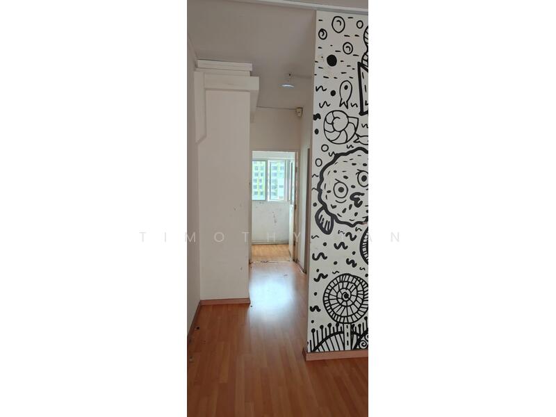 208 hougang street, 208 Hougang St. 21, 850 sqft, Office For Rent, by Timothy Tan, 60132318 - Hallway - CommercialGuru.com.sg