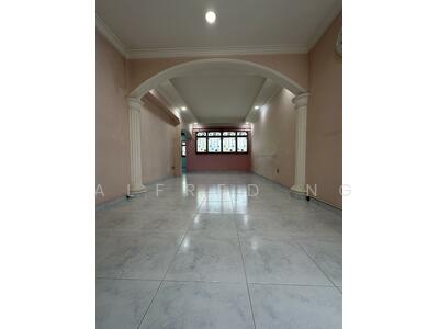 For Sale - 320A Anchorvale Drive