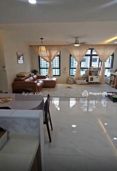 For Sale - 818C Choa Chu Kang Avenue 1