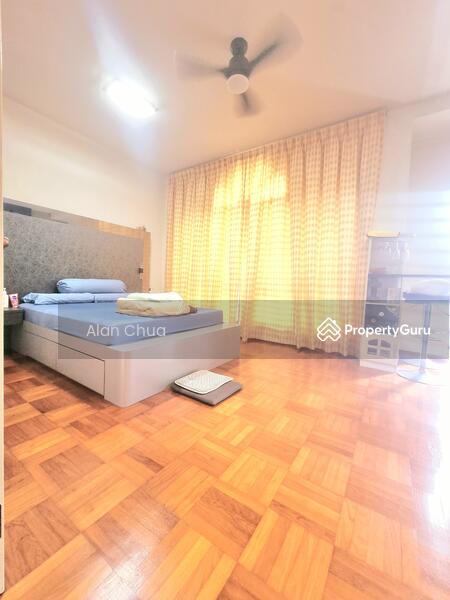 For Sale - Hong lee place