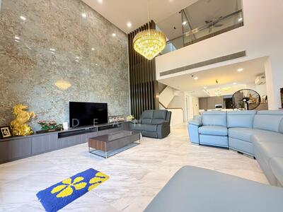 For Sale - ⭐️⭐️LANDED7772@ 2.5 Storey Semi-D Tavistock Ave. 86.87.7772