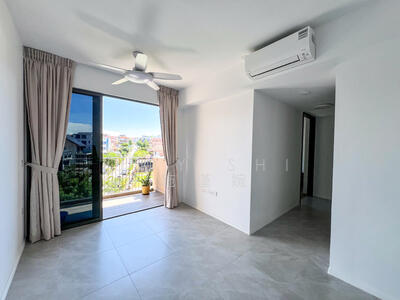 For Rent - The Watergardens at Canberra