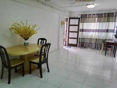 For Sale - 208 Jurong East Street 21