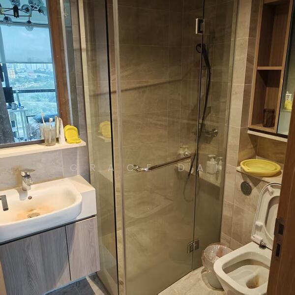 Twin VEW, 91 West Coast Vale, Room Rental, 130 sqft, Condominium For Rent, by Grace Dai, 60133158 - Bathroom - PropertyGuru.com.sg