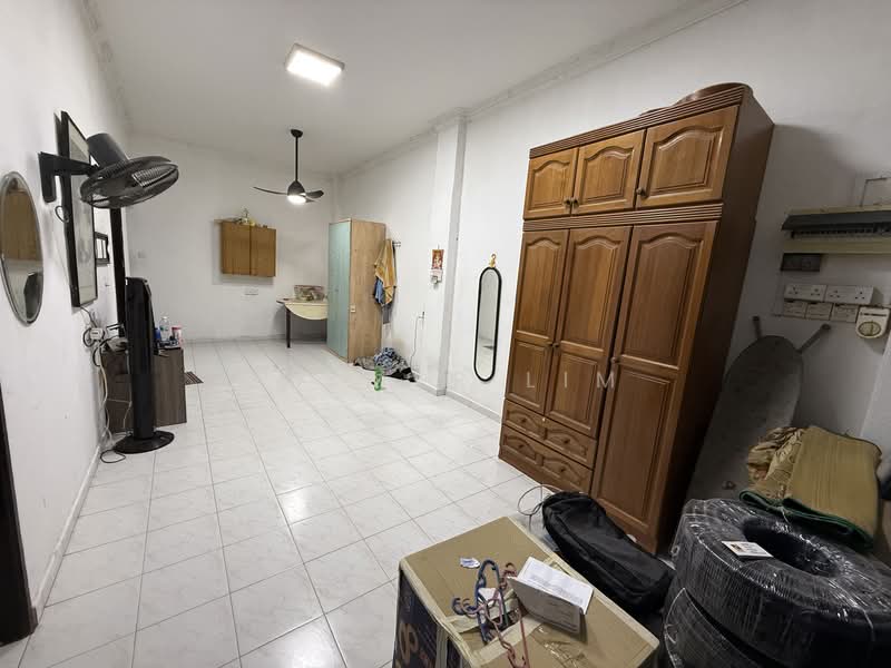 For Rent - Near Kovan MRT (abt 3min walk)