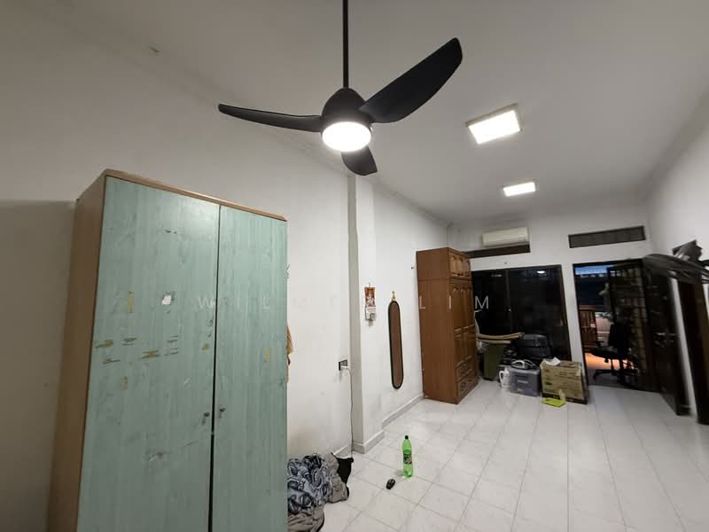 For Rent - Near Kovan MRT (abt 3min walk)