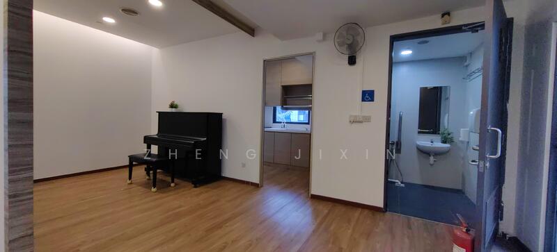 Agrow Building, 90 Lorong 23 Geylang, 2,583 sqft, Light Industrial (B1) For Sale, by Zheng Jixin, 60133301 - Living Room - CommercialGuru.com.sg
