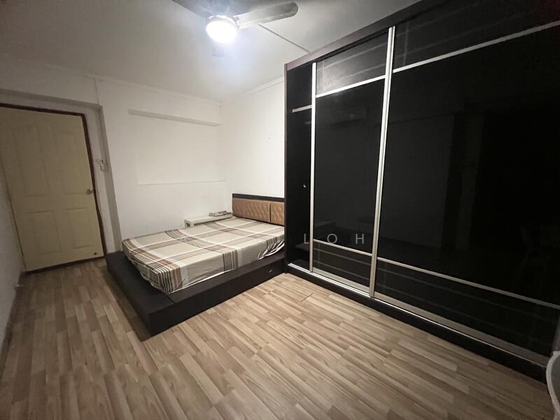 For Rent - 713 Tampines Street 71