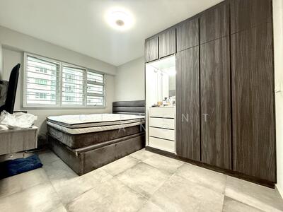 For Sale - 10B Bendemeer Light