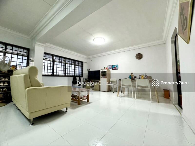For Sale - 854 Jurong West Street 81