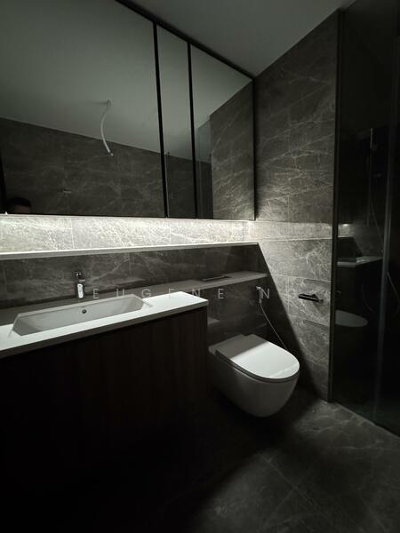 Lentor Modern, Lentor Central, 1 Bedroom, 527 sqft, Condominium For Sale, by Eugene Ng, 60133701 - Bathroom - PropertyGuru.com.sg