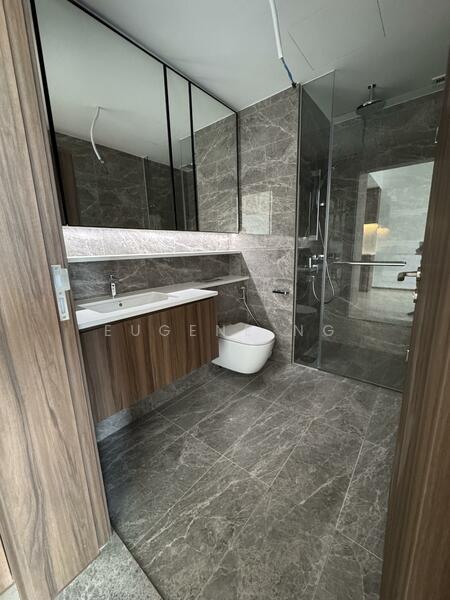 Lentor Modern, Lentor Central, 1 Bedroom, 527 sqft, Condominium For Sale, by Eugene Ng, 60133701 - Bathroom - PropertyGuru.com.sg