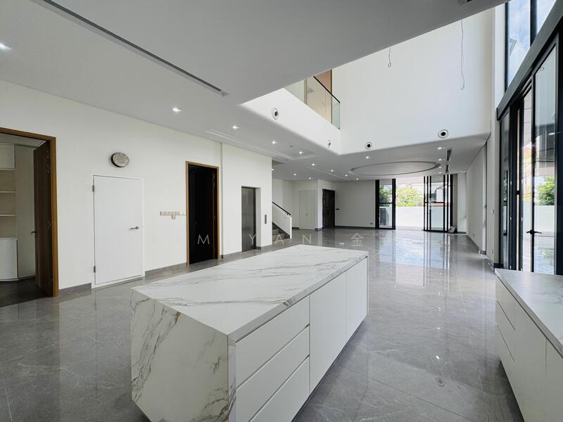 For Sale - Brand New & Giant Semi-D, 4 levels with lift, 7 Bedrooms ensuite, huge for multi-generations