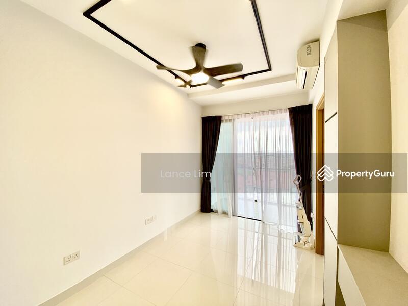 Living / Dining