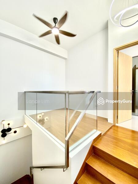 Mezzanine / Master room
