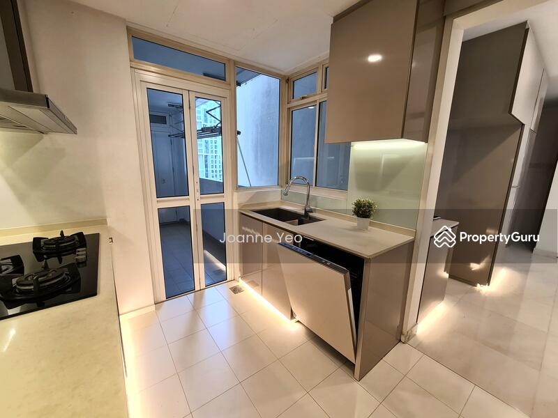 Wet Kitchen to Yard