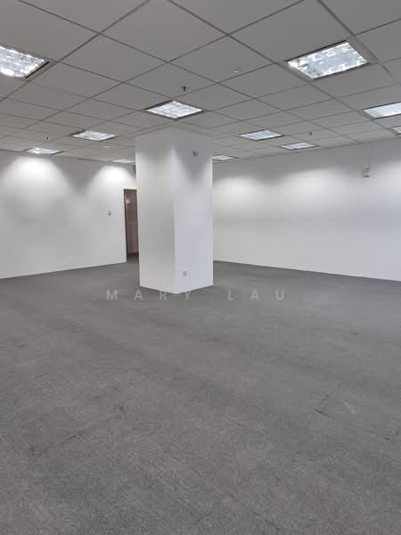 Ngee Ann City, 391 Orchard Road, 1,076 sqft, Office For Rent, by Mary Lau, 60133960 - Interior - CommercialGuru.com.sg