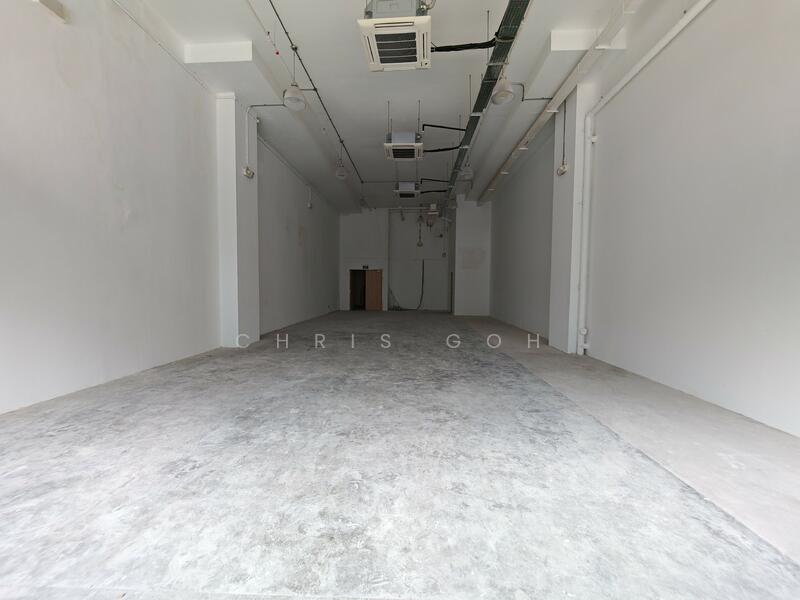 Interlocal Centre, 100G Pasir Panjang Road, Buona Vista / West Coast / Clementi New Town, 1,689 sqft, Light Industrial (B1) For Rent, by Chris Goh, 60134087 - CommercialGuru.com.sg