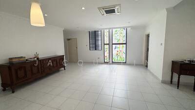 For Rent - The Summit