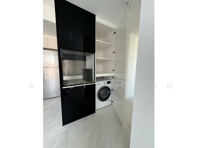 For Rent - Royal Hallmark