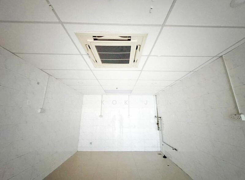 Grandlink Square, 511 Guillemard Road, 355 sqft, Mall Shop For Sale, by Daniel Kok Jun Jie, 60134255 - CommercialGuru.com.sg