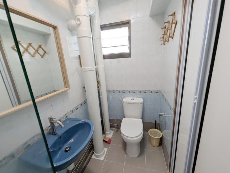816 Jellicoe Road, 816 Jellicoe Road, Farrer Park / Serangoon Rd, 3 Bedrooms, 1,184 sqft, HDB Flat For Rent, by Steve Phua, 60134398 - Bathroom - PropertyGuru.com.sg
