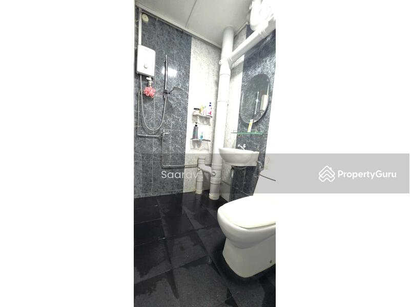 Common Room Bath