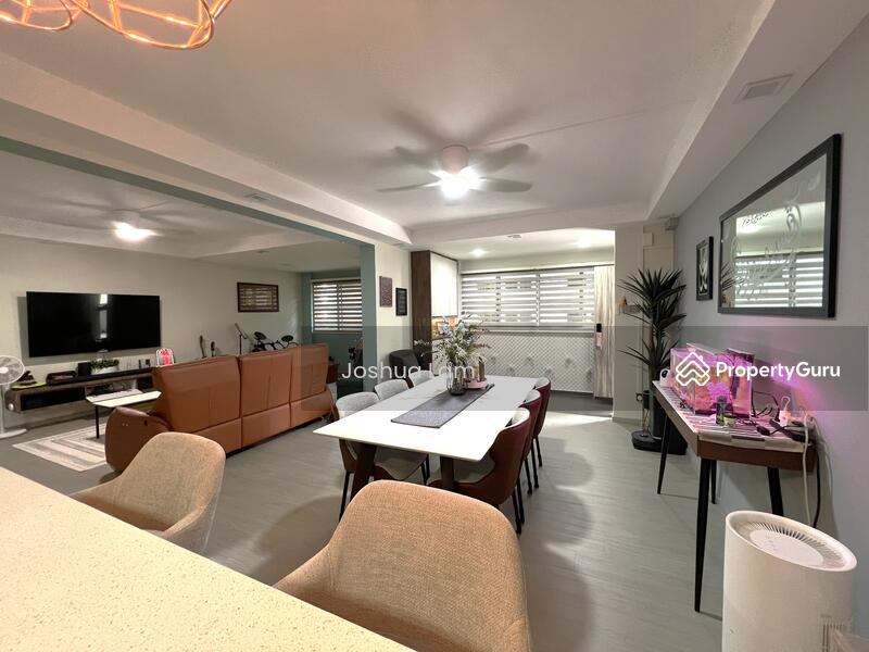 Dining / Living Hall