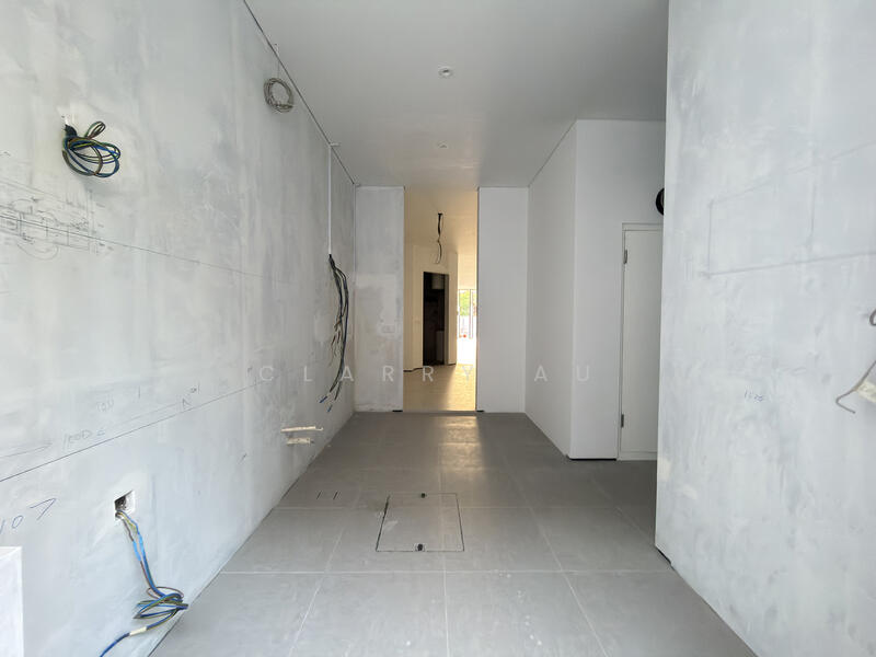 INTER-TERRACE 2.5 Storey With Lift @ Upp Thomson | 1km to CHIJ St Nicholas ★Eminence Landed★ Terraced House For Sale at S$ 6,400,000 | PropertyGuru Singapore - Interior