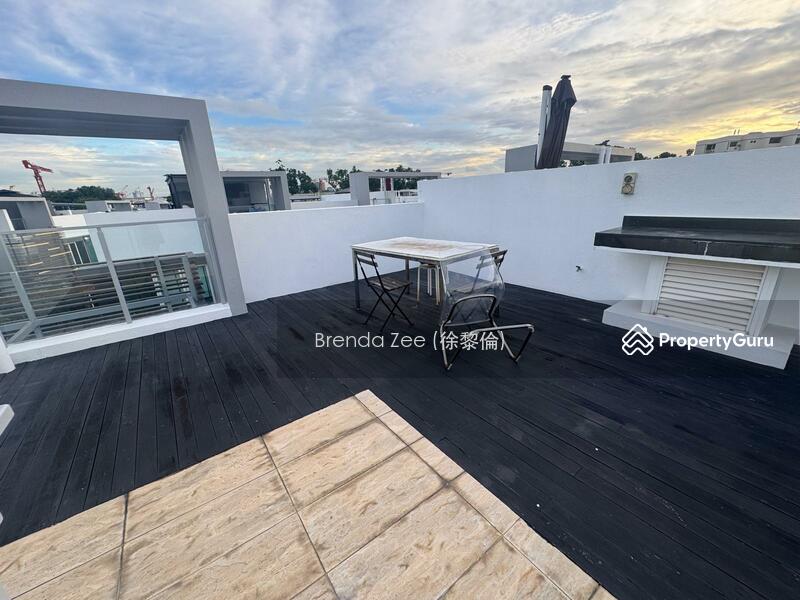 For Sale, resort-style cluster house in Sunrise Terrace