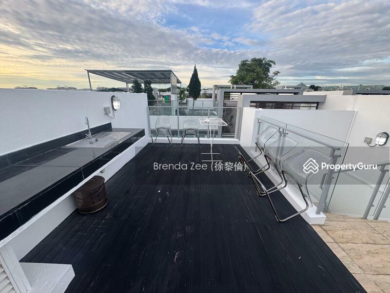 For Sale, resort-style cluster house in Sunrise Terrace