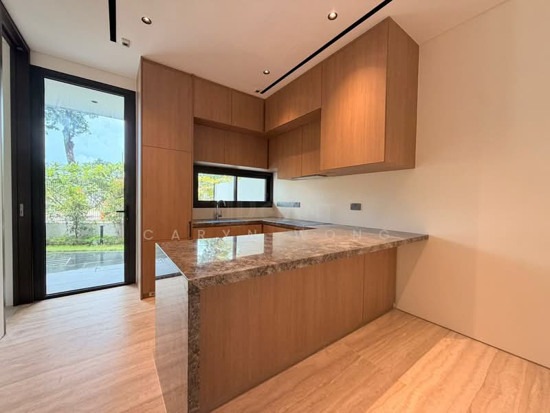 For Sale - ❤️GIANT⚡️The Harbour Residences: Newly Built Inter-Terrace Home