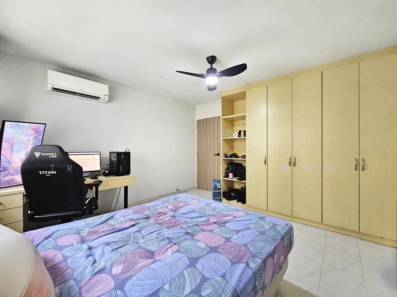 For Sale - 455 Tampines Street 42