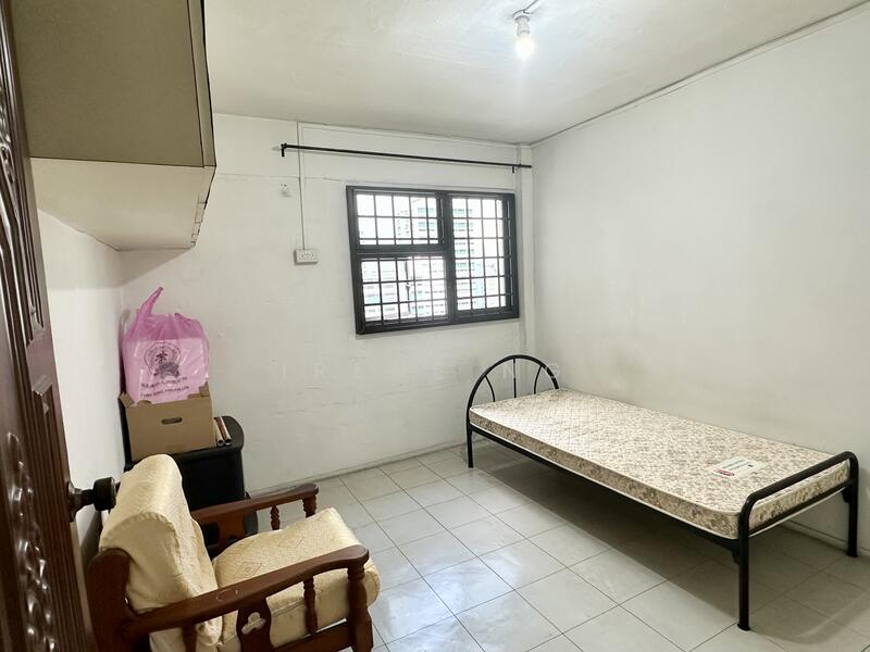 For Sale - 32 Marine Crescent