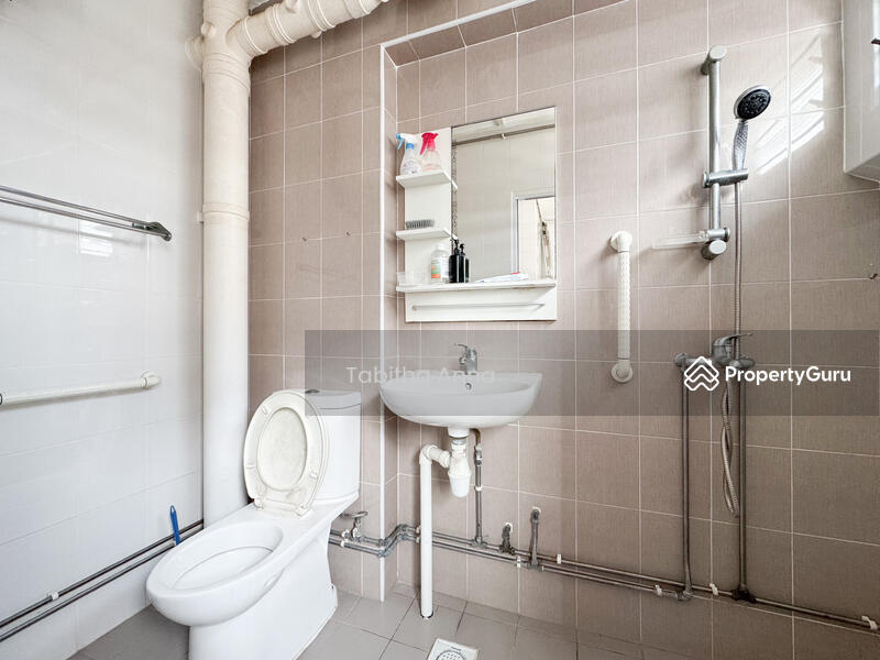 Common Toilet