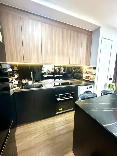 Soft closing cabinets & Drawers 