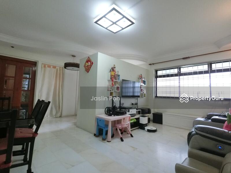 For Sale - 730 Tampines Street 71