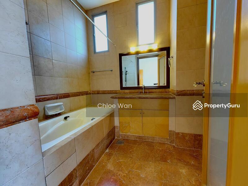 Level 1 Guest Bathroom