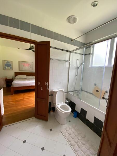 Bukit Timah 2-Sty Bungalow MGS Within 1 km, Jalan Kampong Chantek Binjai Park Swiss Club Road, Clementi Park / Upper Bukit Timah, 5 Bedrooms, 5,000 sqft, Detached House For Sale, by Jennifer Leong, 60134947 - Bathroom - PropertyGuru.com.sg