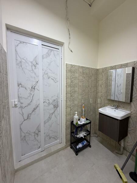 Wcega Tower, 21 Bukit Batok Crescent, Dairy Farm / Bukit Panjang / Choa Chu Kang, 550 sqft, Light Industrial (B1) For Rent, by Jenny Lee, 60134980 - CommercialGuru.com.sg