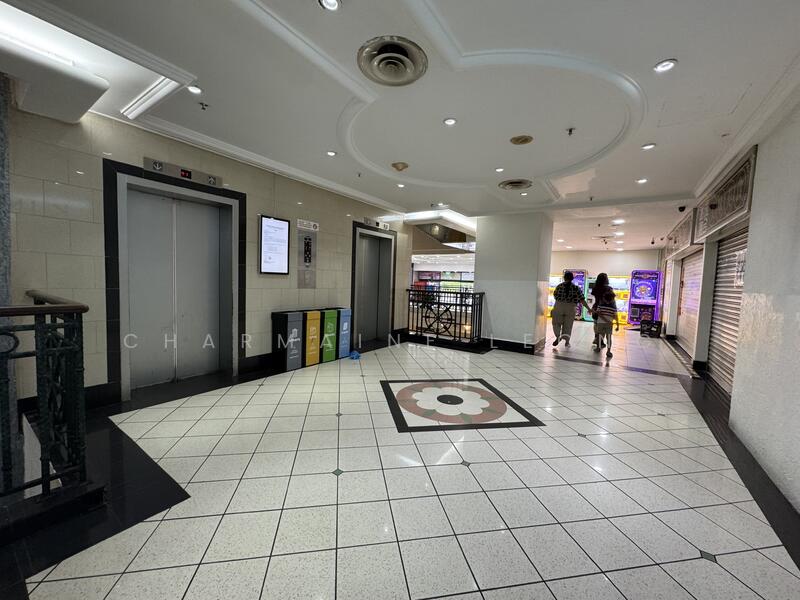 Parklane Shopping Mall, 35 Selegie Road, 301 sqft, Mall Shop For Rent, by Charmaine Leong, 60135044 - CommercialGuru.com.sg