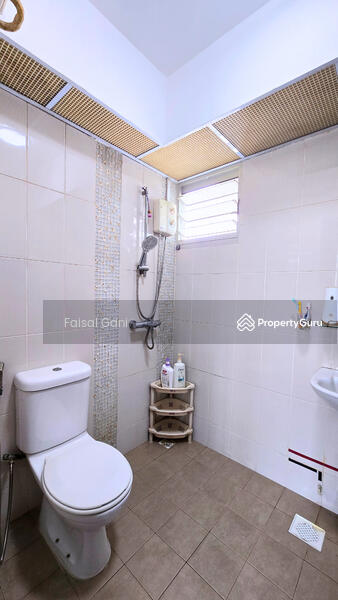 Common Toilet