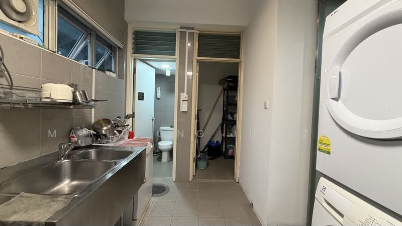 Sommerville Grandeur, 1 Farrer Drive, Room Rental, 150 sqft, Condominium For Rent, by Mario Ong Jun Zhi, 60135497 - Kitchen - PropertyGuru.com.sg