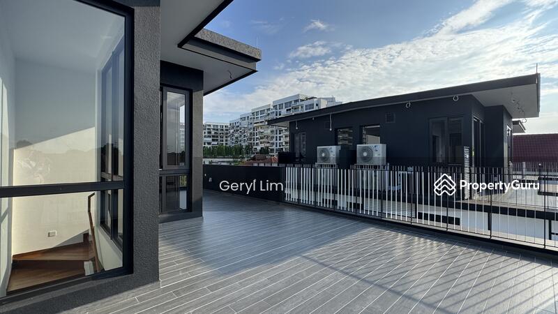 Corner Terrace in Coasta Villas