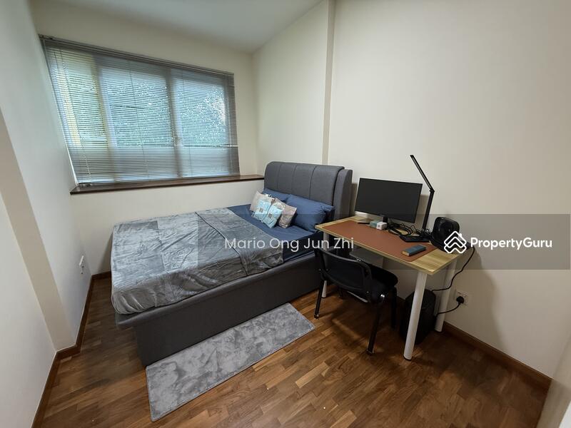 DR4 Bedroom
