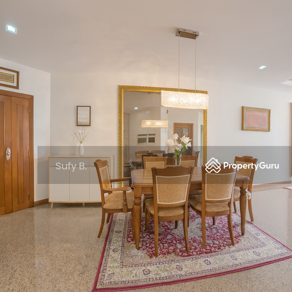 Dining Room Entrance