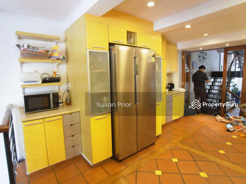 For Rent - Orchard Road 3+2